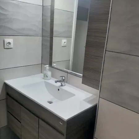 Apartment A Convenient In The Heart Of Athens