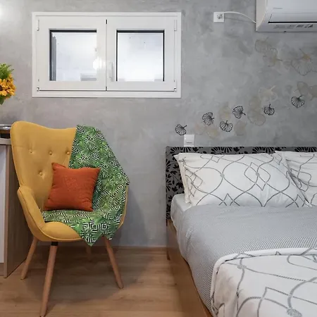 Cozy Tiny In The Heart Of Plaka Apartment *