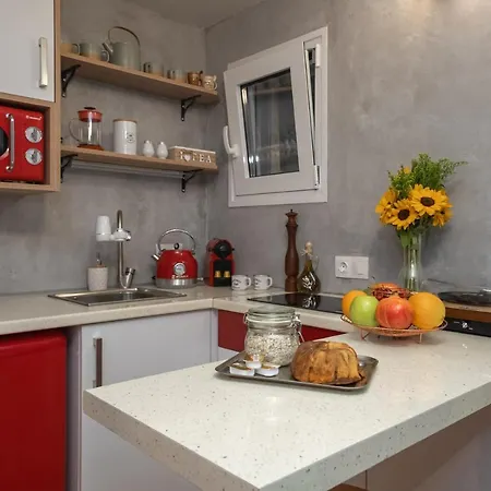 Cozy Tiny In The Heart Of Plaka Apartment *