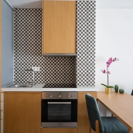 Crown Designed Apartment Athens
