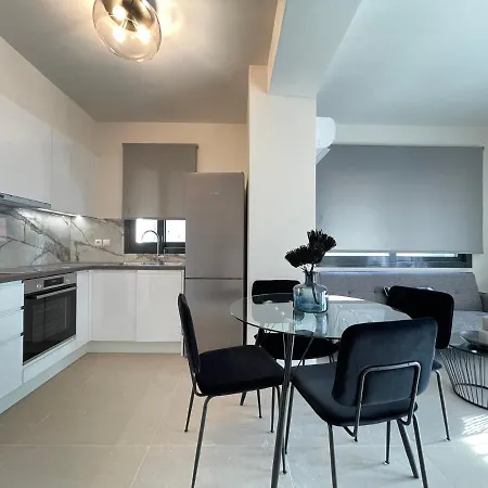 Apartment Modern Near Marina Flisvos Athens