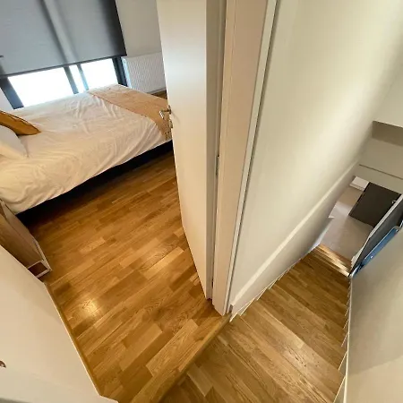Apartment Modern Near Marina Flisvos *