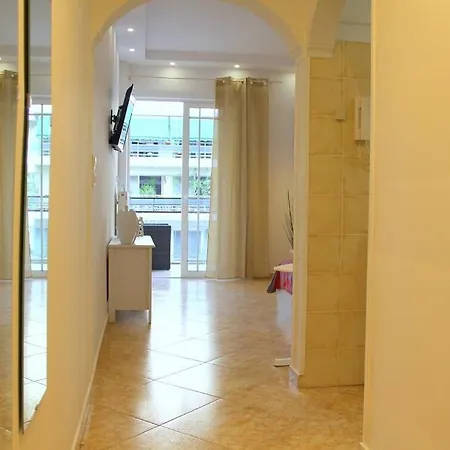 Apartment Cozy By The Sea In Paleo Faliro Athens