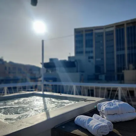 Unique Solar Penthouse With Jacuzzi And Sauna In Apartment Athens