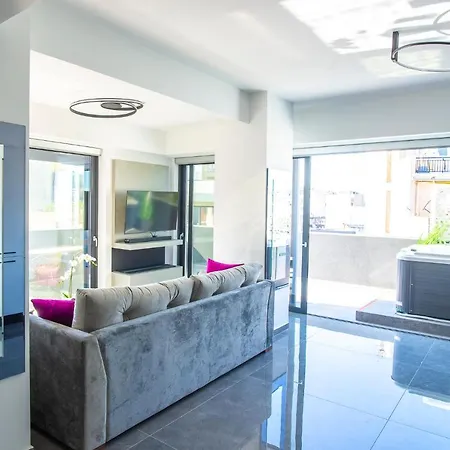 Luxury Penthouse With Acropolis View And Jacuzzi Ateny