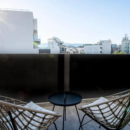 Apartment Luxury Penthouse With Acropolis View And Jacuzzi