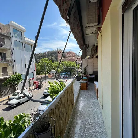 Comfortable 2-bedroom Near City Center 100m From Metro *