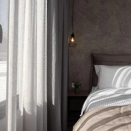 Athenian Spirit Apart Otel