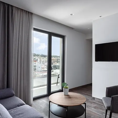 Athenian Spirit Apart Otel *