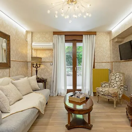Vouliagmeni's Elegance By Acropolis * Athens