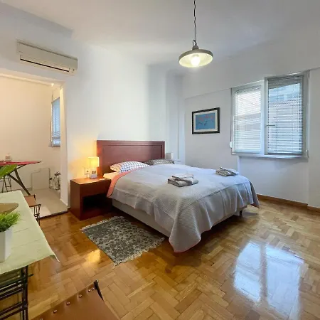 Stylish Studio 3 At Metro Stop Syntagma * Athens