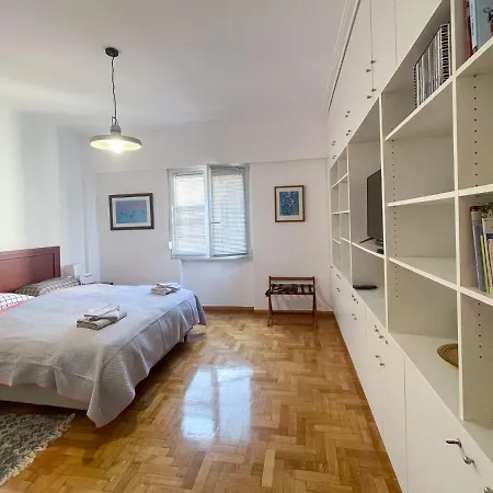 Stylish Studio 3 At Metro Stop Syntagma Athens
