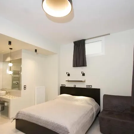 - Archaeological Museum Stylish Studio Appartement