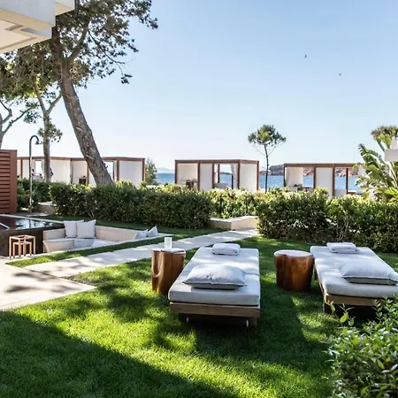 Four Seasons Astir Palace 5*