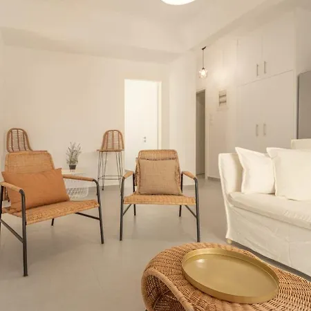Sunny And Cozy 2bd 1 Min From Marina Floisvos Αθήνα