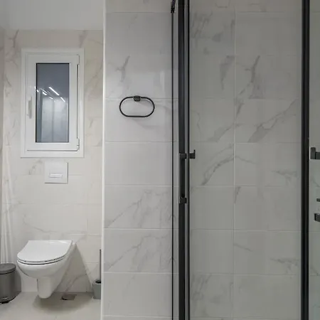 Sunny And Cozy 2bd 1 Min From Marina Floisvos Αθήνα