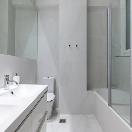 Apartment Aura Homes, Classic In Central
