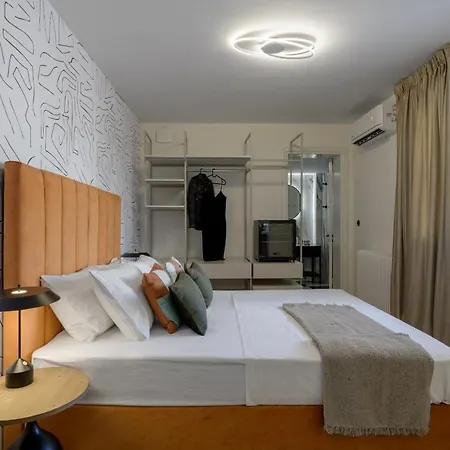 Meno With Private Terrace - Jaccuzzi, Acropolis View Athens
