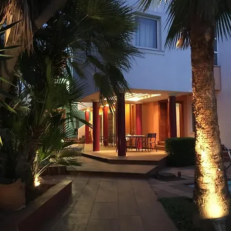 Villa Deluxe In Glyfada With Pool *