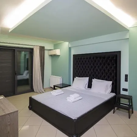 Spacious Modern With Great Rooftop View * Athens