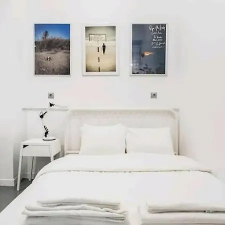 Fashionable Base In In The Old Tailor Factory Hotel apartamentowy