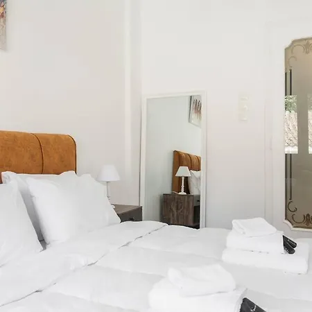 Diogenis' Jug Apartment Athens
