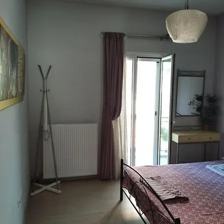 Platonos Academy Apartamento