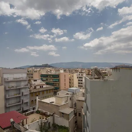 Apartment Spacious Modern With Great Rooftop View *