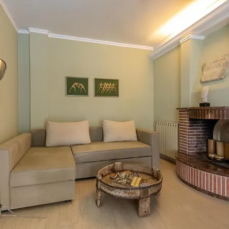 Skyhi Penthouse ! Apartment