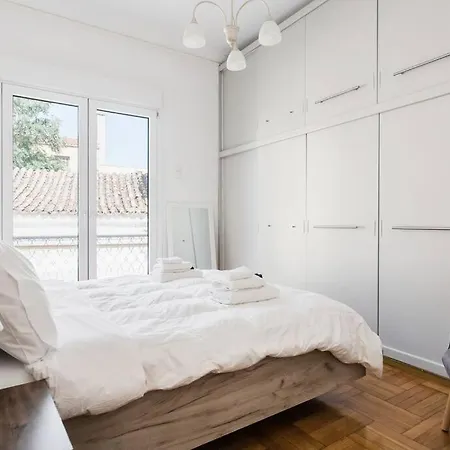 Diogenis' Jug Apartment