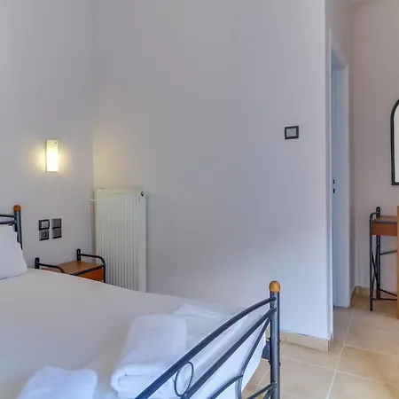 Hoteleros Dionysos Athens * Athens