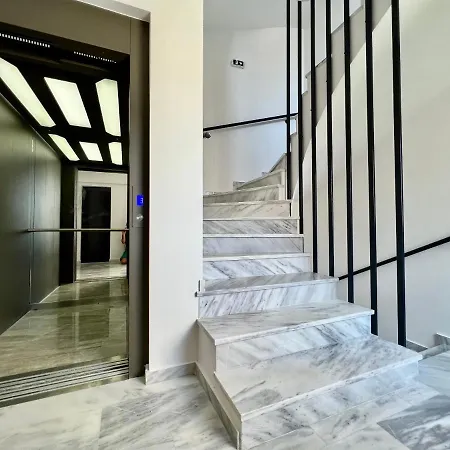 M & M - Boutique Apartment Athens