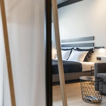 Ermoo Modern Living * Athens