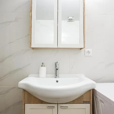 Petralona 1 Bedroom 4 Pers Apartment *