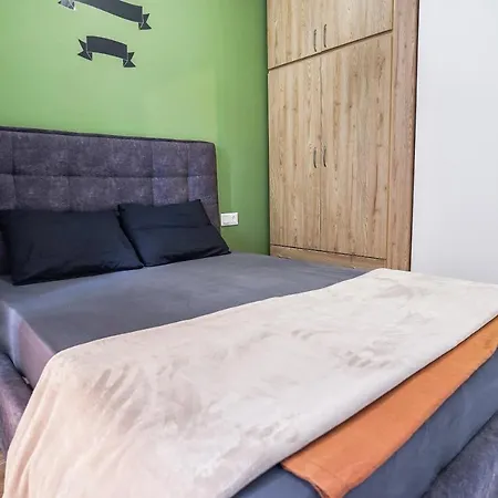 Petralona 1 Bedroom 4 Pers Apartment Athens