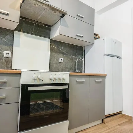 Petralona 1 Bedroom 4 Pers Athens