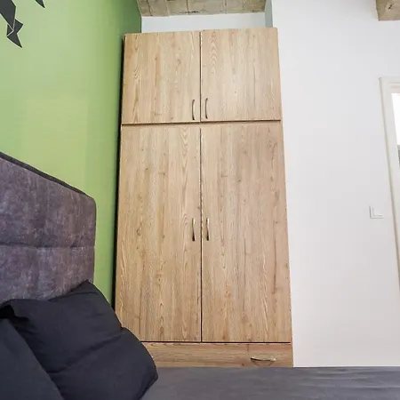 Petralona 1 Bedroom 4 Pers Apartment