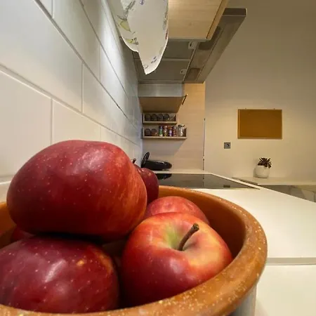 Plato’s Academy Apartamento *