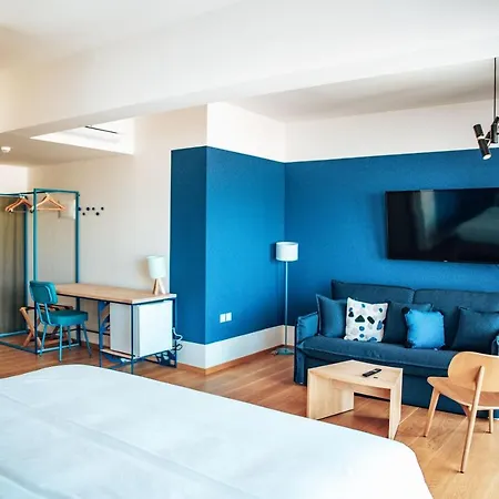 Hotel Selina Theatrou 3*