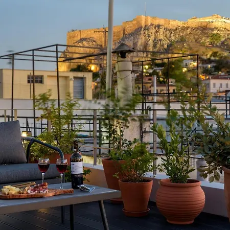 Meno With Private Terrace - Jaccuzzi, Acropolis View Athens