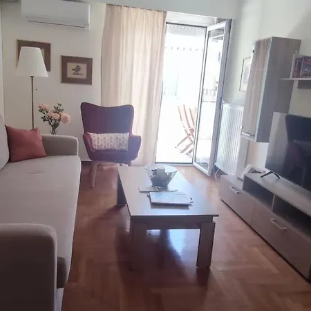 Plaka's Heart Apartment
