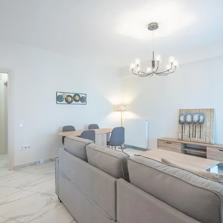 Newly Renovated In The Heart Of Kerameikos Apartment