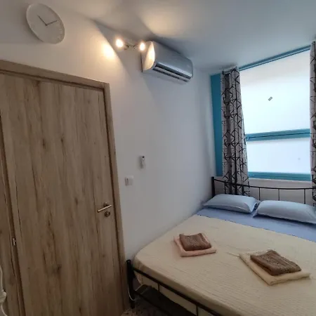 Apartment Pure Urban Acropolis Metro Petralona