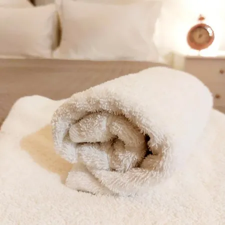 Lovely Equipped In Kallithea Apartment