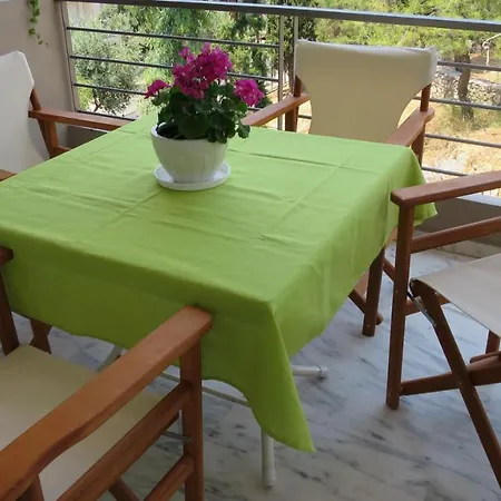 Apartment Modern Near Acropolis Peaceful Location. Athens