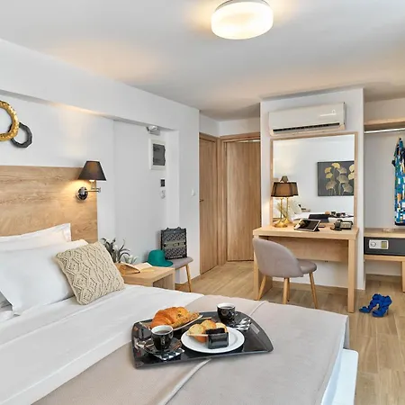 Acropolis Life Bh Hotel *