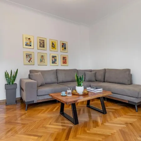 Luxury Museum Apartment