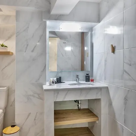 Hotel Acropolis Life Bh