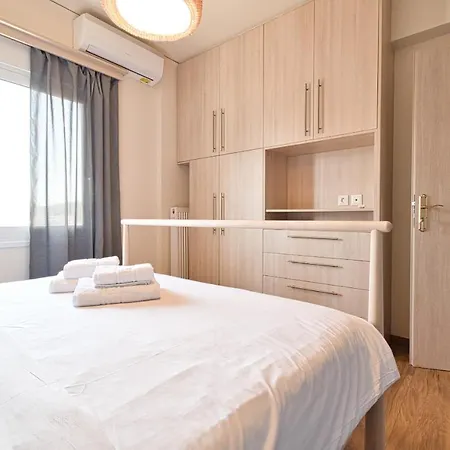 Apartment Bright & Restful! *