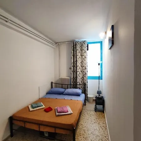 Pure Urban Acropolis Metro Petralona Apartment